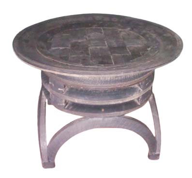 Recycled tyre table-image